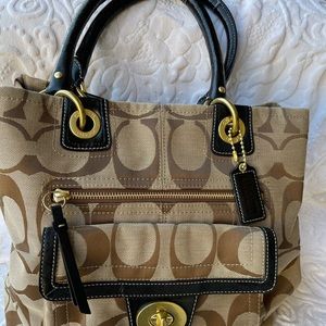 Coach shoulder bag
